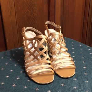 ***Sam and Libby Golden Yellow Strap Sandal ***